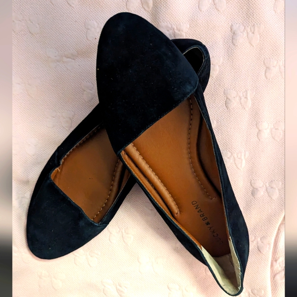 Lucky Brand suede flats size 9 brand new